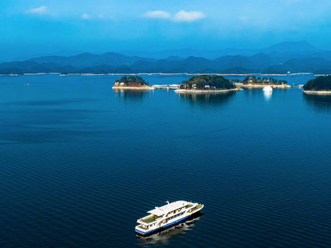 千岛湖观湖度假别墅酒店