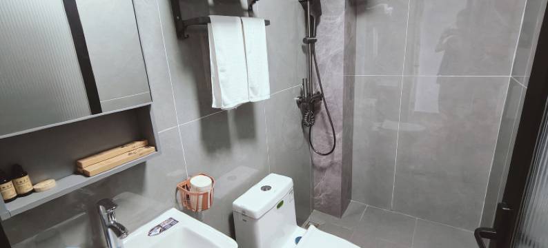 丫丫民宿(明清宫轻轨站店)图片