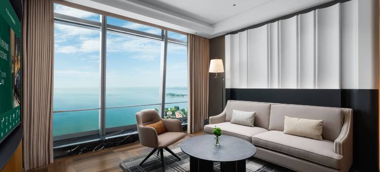 青岛五四广场海景美仑美奂酒店图片