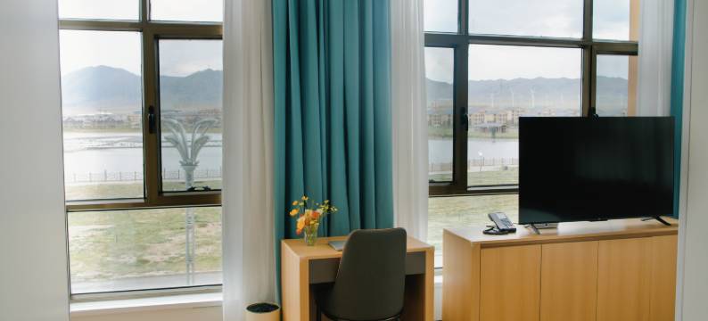 赛里木湖蓝汐酒店图片