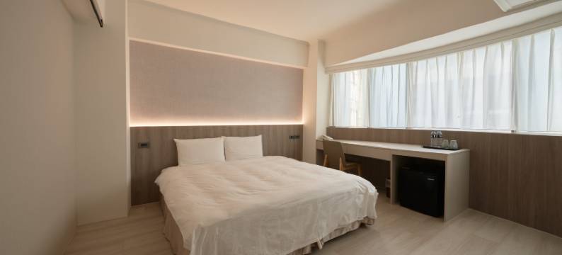 长弘时尚旅店-台中文心馆图片