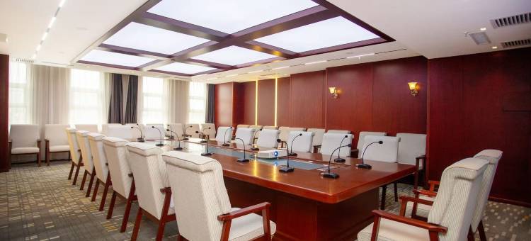 长岭福来登酒店图片