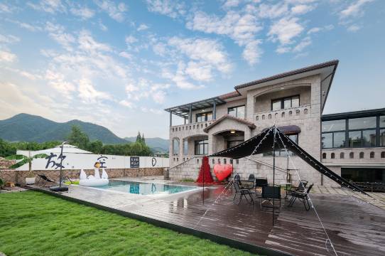 临湖VILLA民宿(莫干庾街·庾村公园店)图片