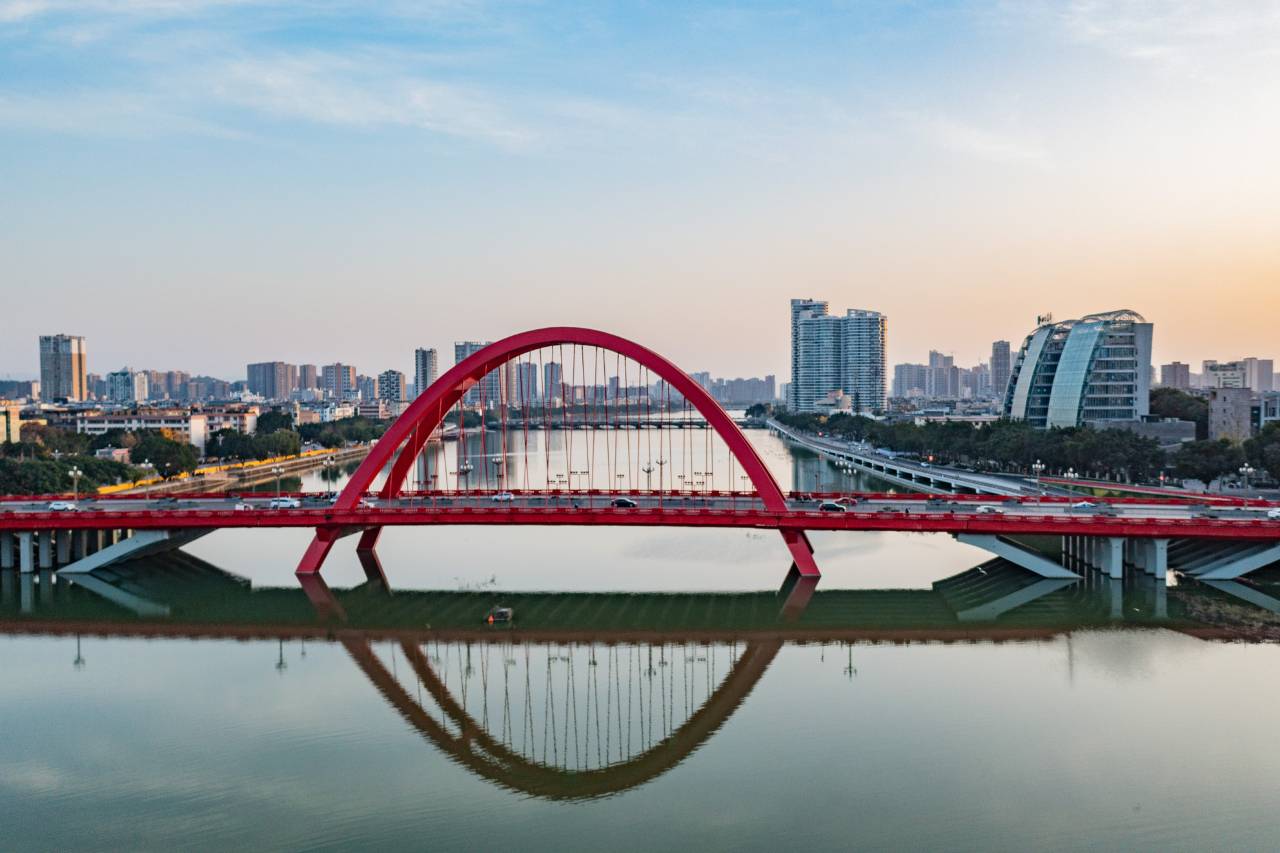 锦听酒店(德阳万达火车站店)图片