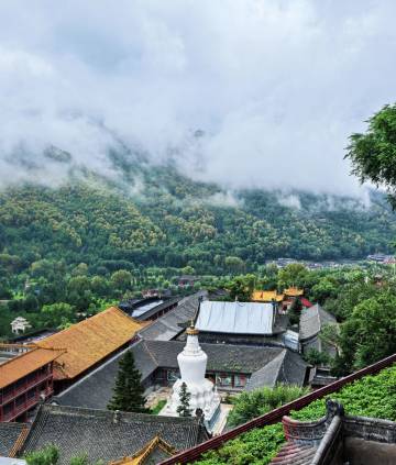 隐逸·了凡山居 Boutique Inn·观景禅院别院(五台山景区店)图片