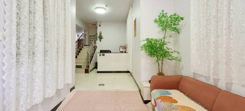 云栖民宿(清明上河园店)图片