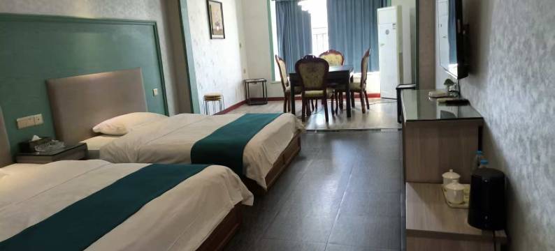 垫江多福乐酒店(高铁站店)图片