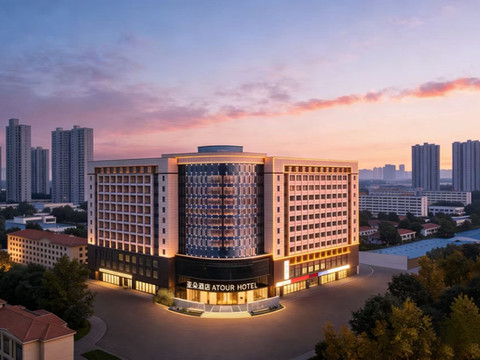 郑州经开区第二大街亚朵酒店