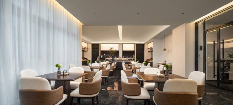 苏州吴江东太湖风景区运河大道亚朵酒店图片