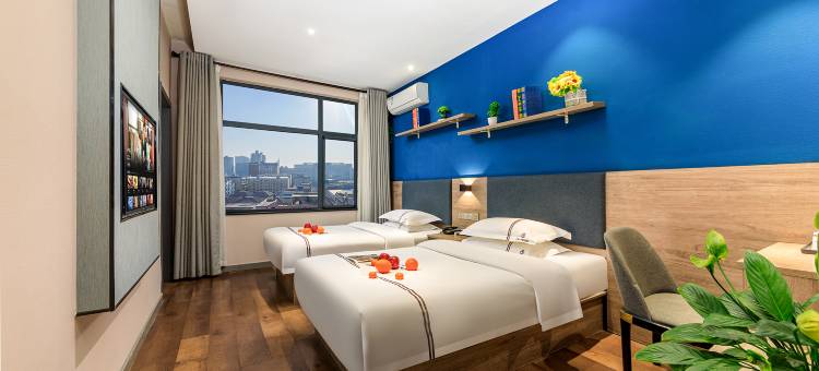 斯丽卡尔精品酒店(一峰城市广场步行街店)图片