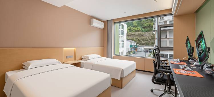 竹野·X电竞民宿(黄山风景区南大门换乘中心店)图片