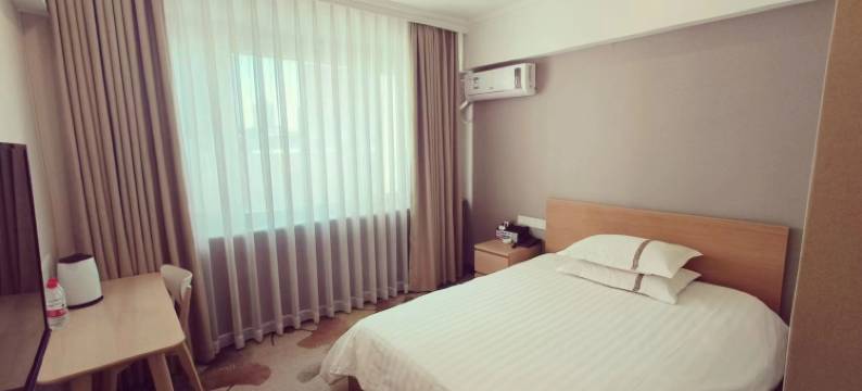 金鹤宾馆(哈尔滨秋林医大一院地铁站店)图片