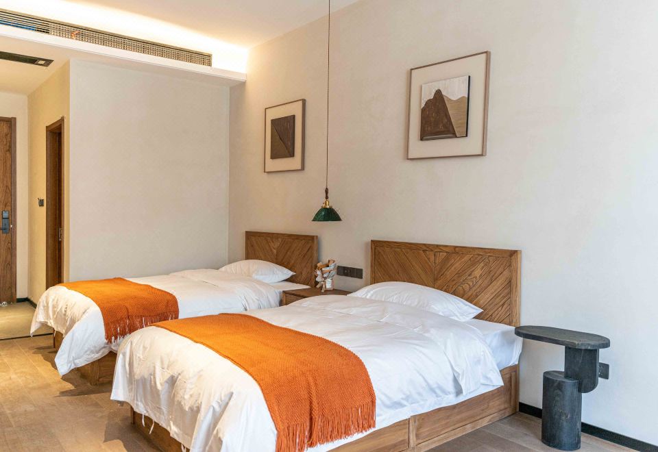 Jinyang Homestay Hotel Overview