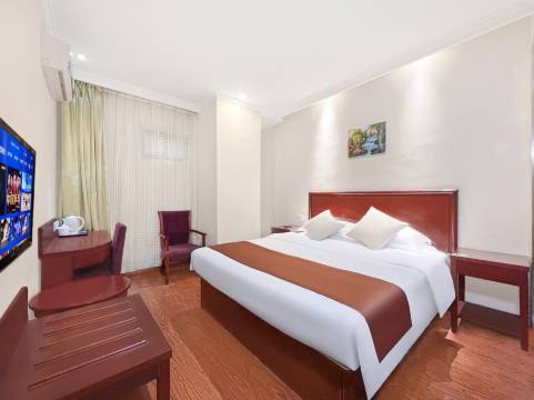 轻住·常州锦莱精品酒店(青果巷火车站南广场店)