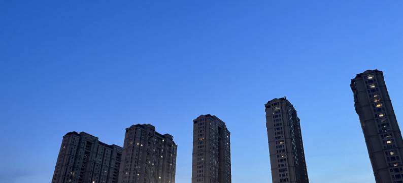 大鱼·丽景酒店(绍兴柯桥中国轻纺城地铁站店)图片