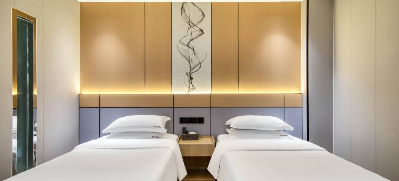 回禾佳之裕酒店(杭州西湖风景区复兴路地铁站店)图片