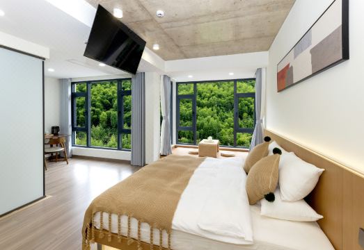 桐庐逸源民宿（马岭古道店）