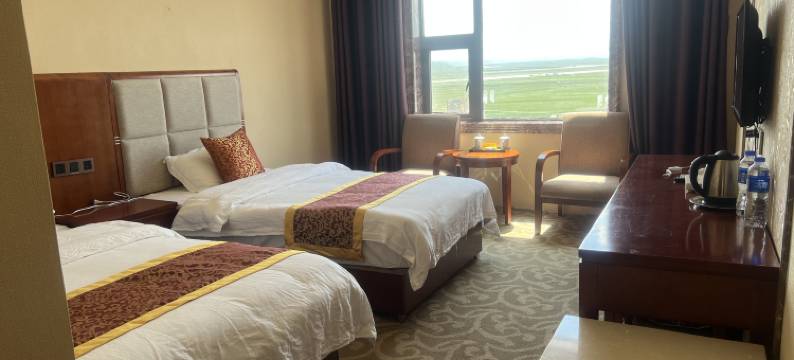 若尔盖九曲金地大酒店图片