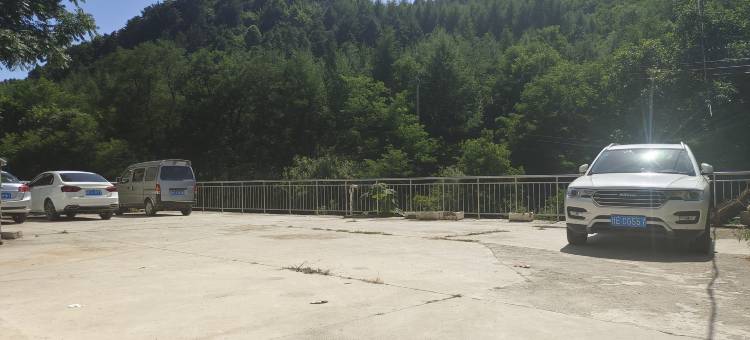 山里人家(麦积山石窟景区店)图片