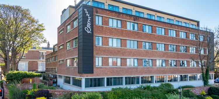 切斯特罗姆兹公寓式酒店(Roomzzz Chester City)图片