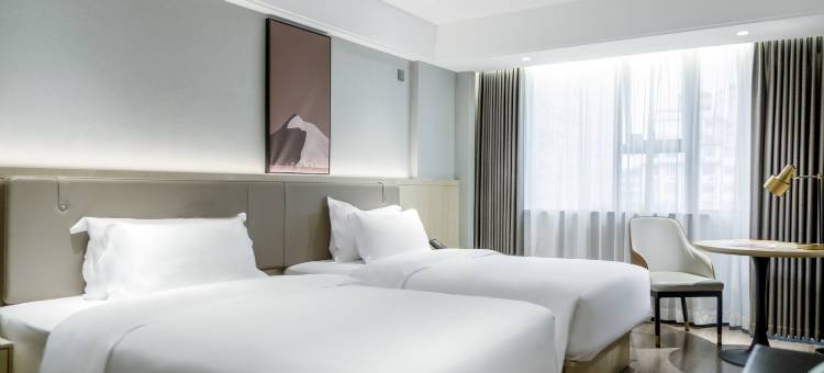 格菲南宁朝阳广场南湖公园酒店图片