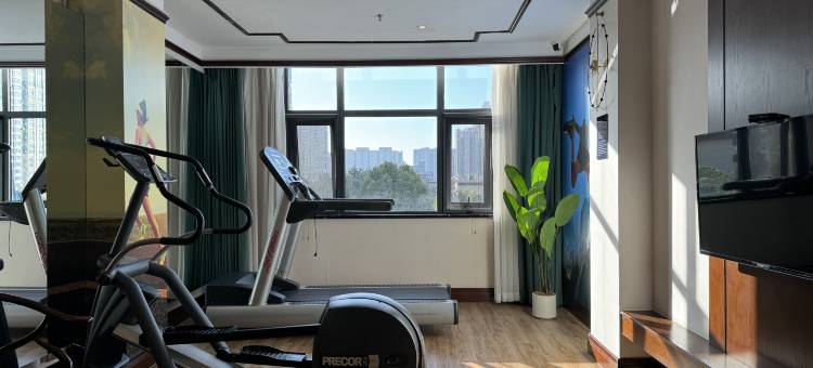 西安万达广场李家村地铁站美仑酒店图片