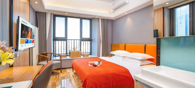 青云酒店(郑州经开中心广场店)图片