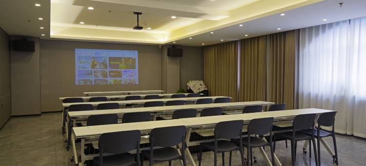 华驿精选酒店(宾县解放路店)图片