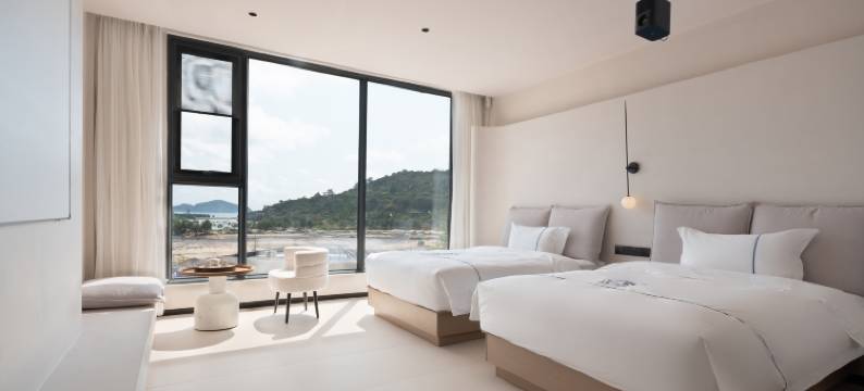 万宁海驻·诺亚酒店(神州半岛度假区环岛旅游公路店)图片