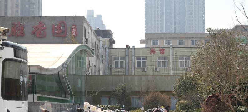 君悦时尚旅馆(冯庄地铁站店)图片