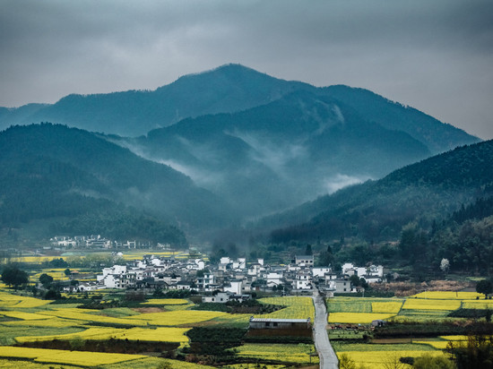 黟云·碧山