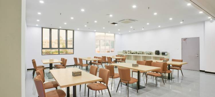 如家睿柏·云酒店(池州九华山机场店)图片