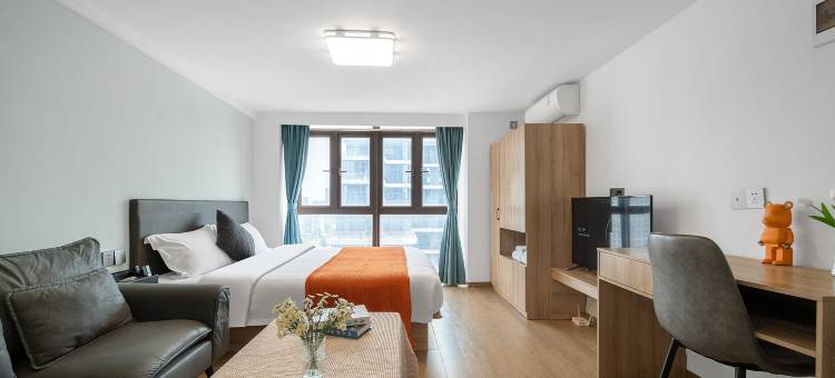 在路上速泊公寓(华天涉外职业技术学院南洋职业学院店)图片