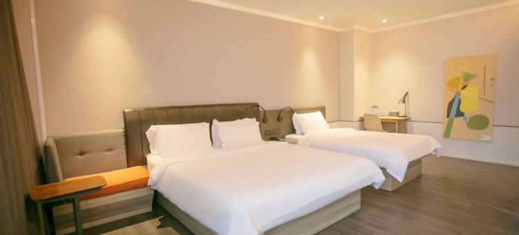 天水常文和治强酒店(麦积区天水站店)图片