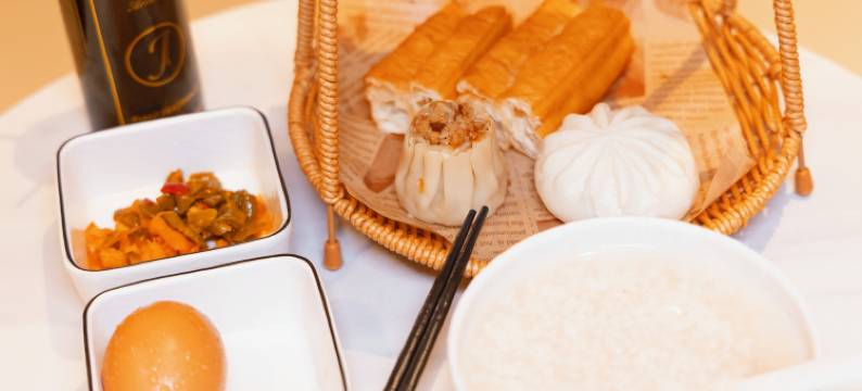 宝丽北极光酒店(瑶海万达店)图片