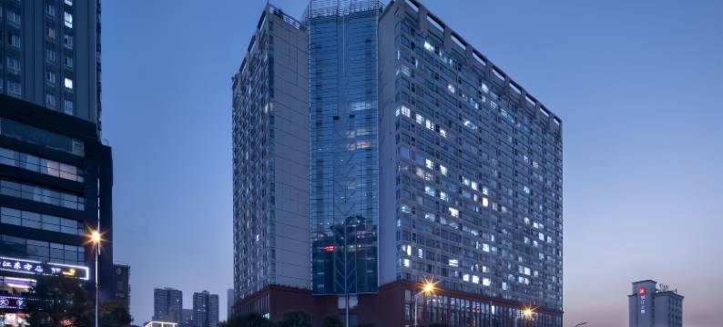 长沙等风来青年旅舍(五一广场地铁站IFS国金中心店)图片