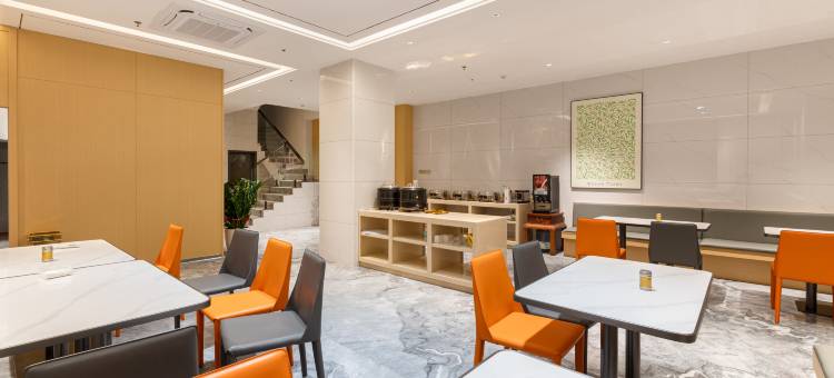 寄予酒店(东兴城东汽车客运中心店)图片
