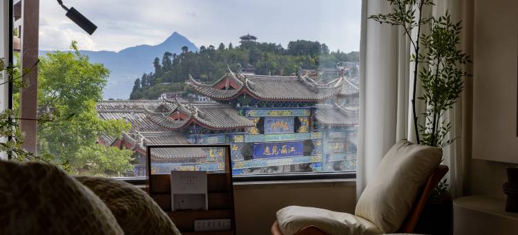 Echo良栖山舍·晚风惬观雪山古城全景度假酒店(丽江古城大水车店)图片