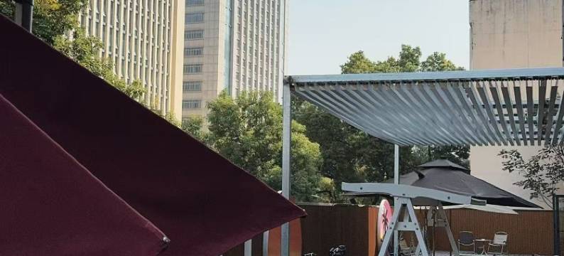 长沙迪曼酒店(湘雅二医院地铁站店)图片