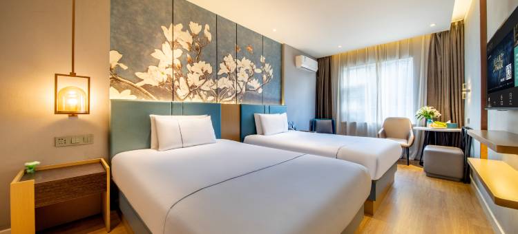 白玉兰酒店(西安航天城地铁站店)图片