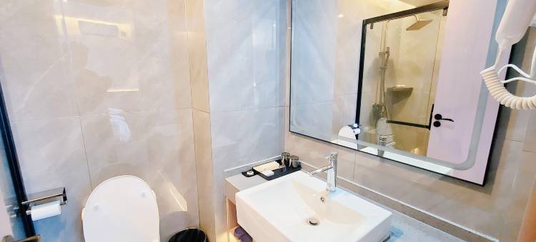 小鹿辰客·遂通酒店(三亚凤凰国际机场店)图片