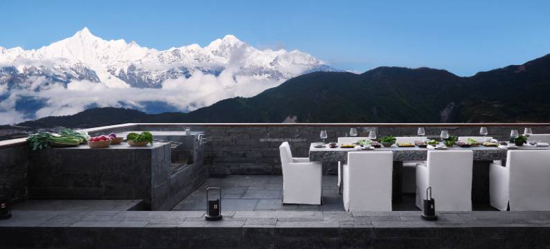 德钦梅里泊度酒店图片