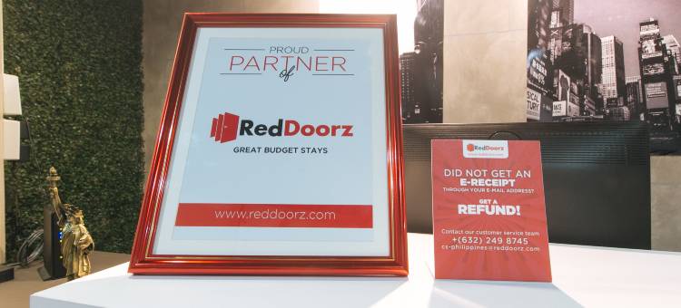 RedDoorz @ RHR Tourist Inn Canlaon图片