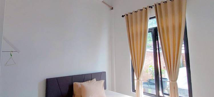 Yustien Homestay Jogja 3 Bedroom图片