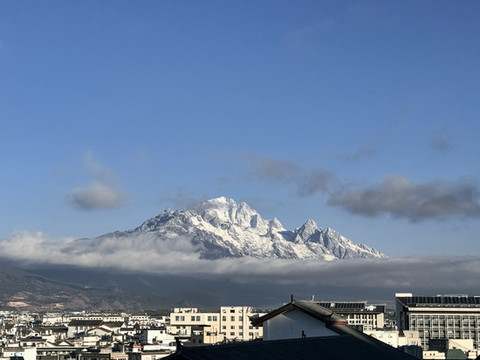 云霭丨Snow Mountain View·观雪山沐池Cafe·Inn