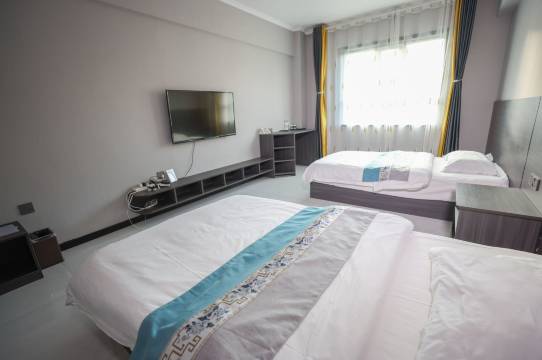 昭苏富丽豪酒店