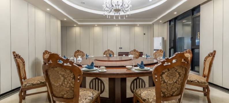 波密山峡大酒店图片