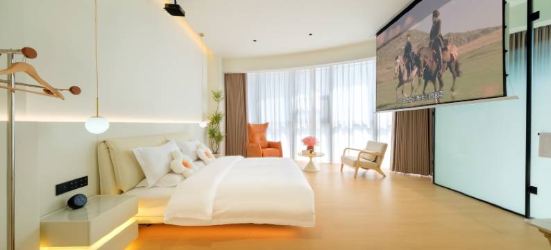 云端艺墅设计师民宿(西安纺织城地铁站唐都医院店)图片