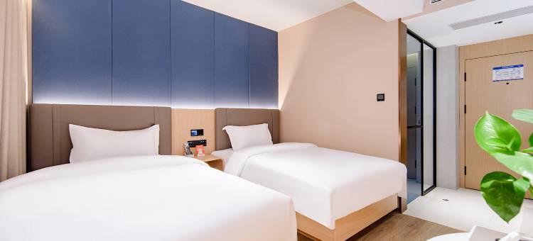 艺龙安悦酒店(银川兴庆万达广场宁夏医科大学总医院店)图片