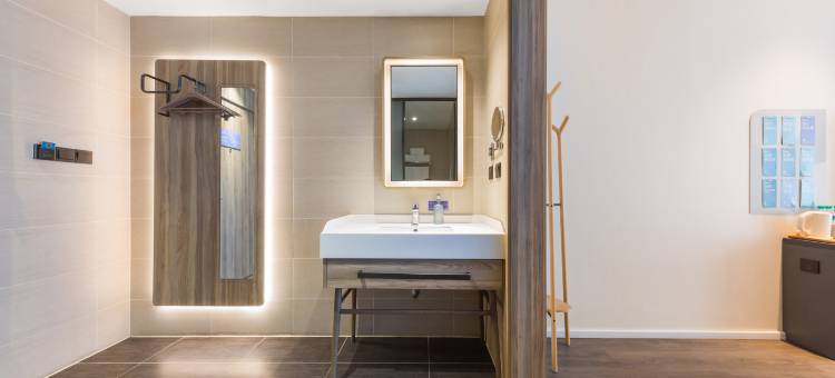 汉庭优佳酒店(承德南站大学城店)图片